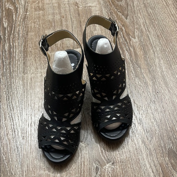Spring Step Shoes - Black Chunky Heel Perforated Dress Sandals